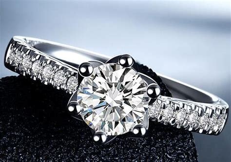 钻石戒指怎么寓意,钻石戒指为什么是爱情的象征