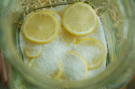 小青柠檬蜂蜜腌制,黄柠檬怎么腌制方法