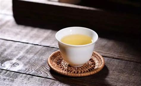 普洱茶为什么叫凤凰,两者有什么区别