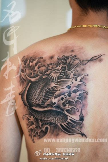 猫和鱼的纹身,让你的纹身与众不同