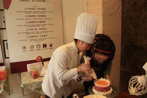 做蛋糕小视频