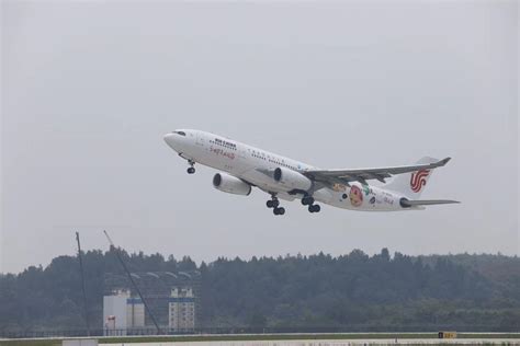 黄山机场将执行冬春季航班计划