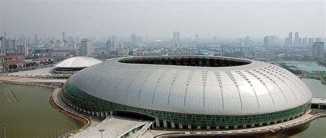 天津体育中心是哪个 和天津体育馆是一个么?