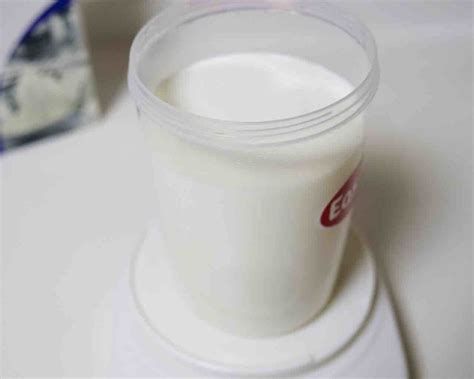 自制酸奶想要浓稠奶盖,怎么让自制酸奶比较稠