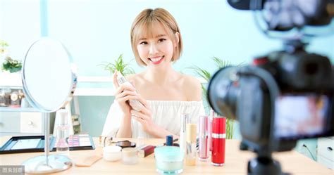 电商直播带货稿子,直播带货新电商