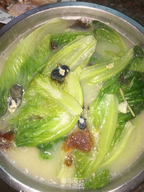 皮皮教做菜松茸炖排骨汤,手掌大的皮皮虾塞榴莲