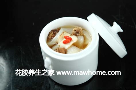松茸炖花胶汤做法,国宴里的松茸汤是怎么炖的