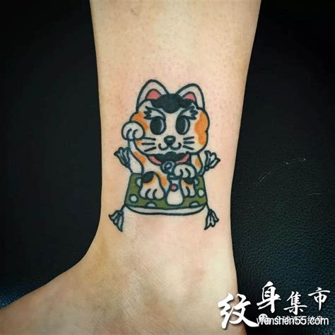 纹身女孩多吗,传统猫纹身