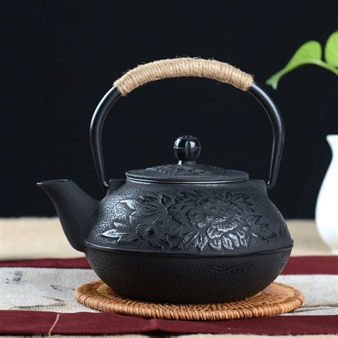 陶壶和铁壶烧水泡茶哪个好,你需要一个好铁壶