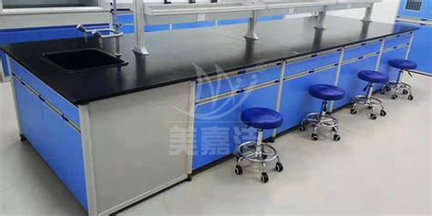 500平米的实验室定做实验台需要多少钱?