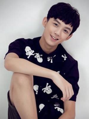 吴磊11岁年轻照片