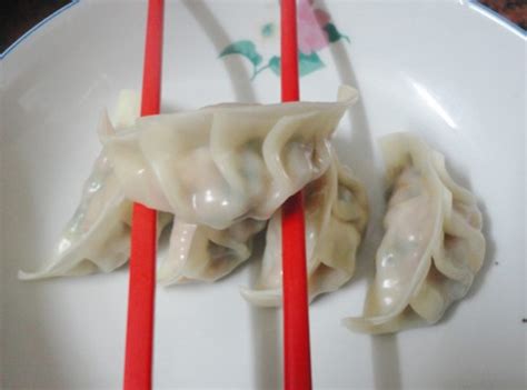 松茸平菇蘑菇猪肉饺子,东北常见的几种蘑菇