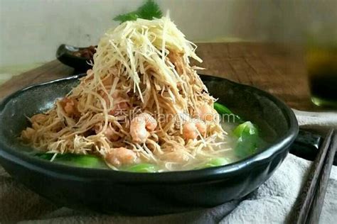 香菇鸡丝粥菜谱,北海蟹黄鸡丝粥的做法是什么