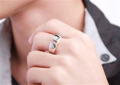 男人应该戴什么材质的戒指,男士戒指都有哪些材质呢