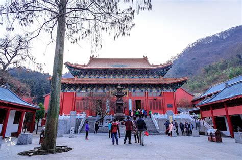 想知道: 平顶山市 平顶山市灵山寺的位置 在哪