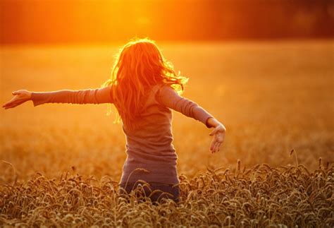 女人靠自己的霸气说说靠自己的图片