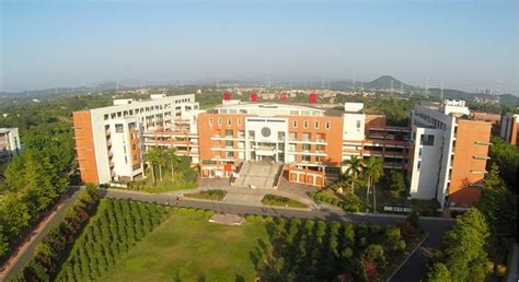 广东有什么大学一本大学,还是中国最美大学