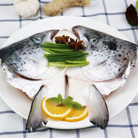 三文鱼头怎样做好吃,三文鱼头应该怎么吃