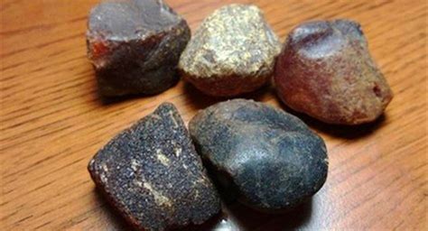 特色的岭南蜡石文化,红蜡石属于什么石头