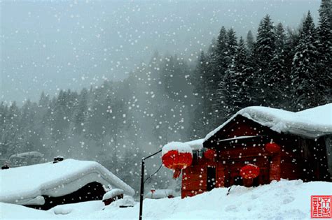 大雪纷飞图片