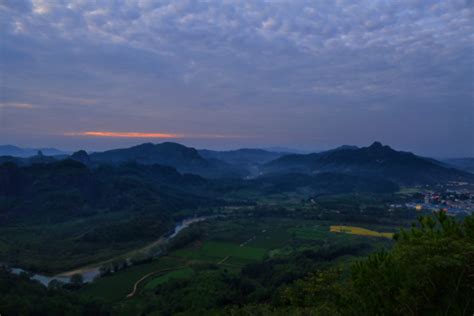 武夷山白云岩：秀山明涧中的云间日出与自在茶香