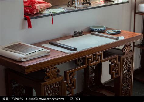 书桌的一角-写景作文400字【合计5篇】