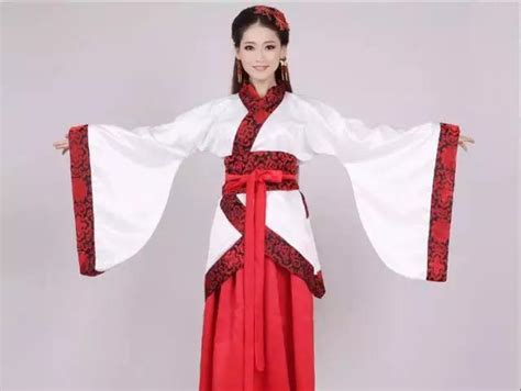 曲裾深衣是哪個朝代的??