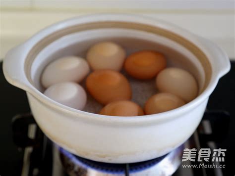 五香茶叶蛋的商用配方,做茶叶蛋的方法怎么做的