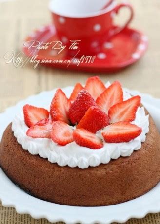 下载怎么做草莓蛋糕做法,婉约动人的酸奶草莓蛋糕的做法步骤