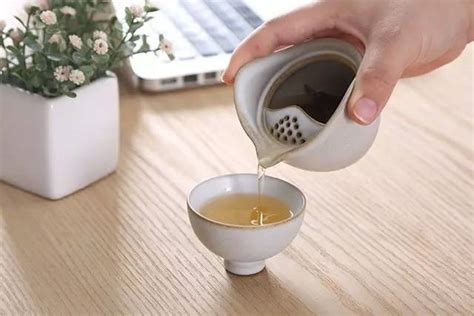 为什么潮商这么喜欢喝茶,广州喝茶为什么洗茶具