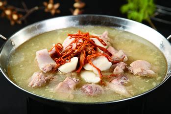 广东人常煲这10款汤 松茸山药老鸭汤