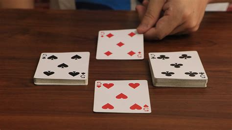 上次在朋友itouch上看到了一款扑克牌魔术软件，你要什么牌，他都可以变出来。一开始软件它可以退回主菜单