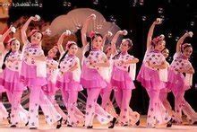 中国民间舞的艺术特点是什么,民间舞的主要艺术特点是什么
