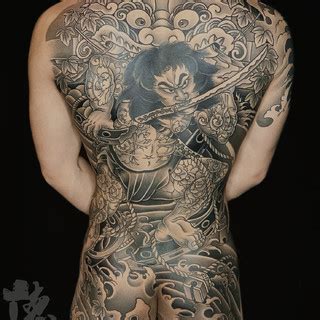 日本纹身手稿人物,日式新传统花胸纹身手稿