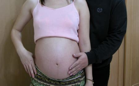 怀孕10周加5天乳房变小
