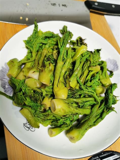 梅干菜鸡腿菜谱介绍,梅干菜烧肉怎么做