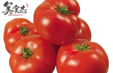 催熟西红柿一眼便知,西红柿怎么挑是熟的