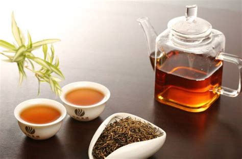 为什么红茶的茶叶要比绿茶的茶叶碎,祁门红茶为什么看起来是碎的
