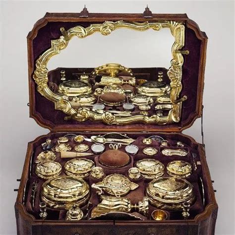 维多利亚时期珠宝,珠宝的发展历程是什么