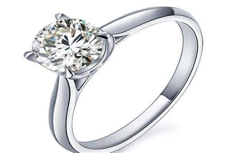 什么钻戒会变色,钻石戒指的颜色选择什么好