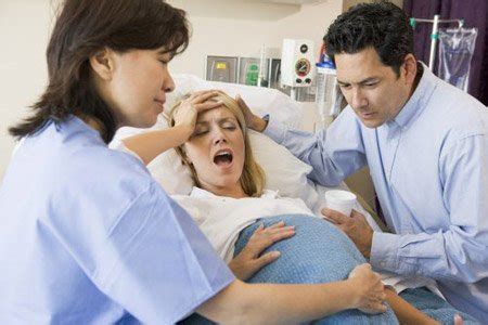 如何为产妇做好分娩期的心理保健工作