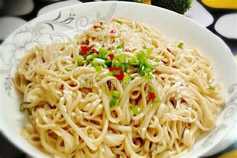 芝麻醬怎么調拌面好吃