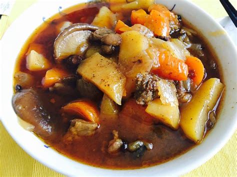 精致一人食胡萝卜土豆炖羊肉,萝卜土豆炖羊肉怎么做好吃吗