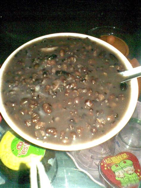 红豆薏米粥可以加黑米一起煮吗,黑米煮薏米粥怎么做好吃