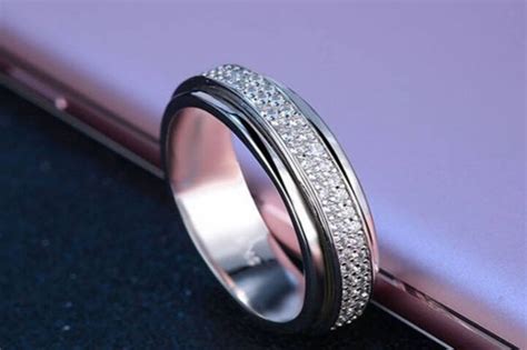 结婚戒指怎么量大小,结婚戒指怎么测量最精确