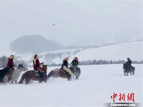狂欢禾木 喀纳斯第十三届冰雪风情旅游节开幕