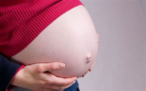 女性怀孕一个月有什么症状