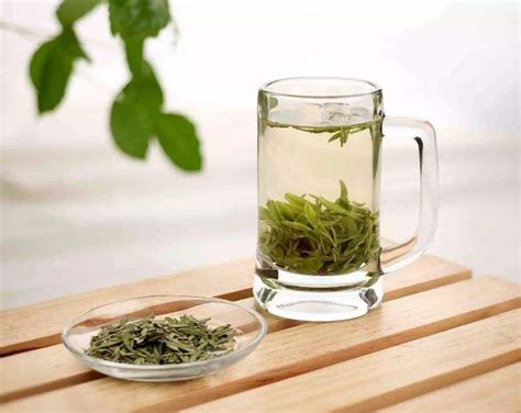 如何识别加了香精的绿茶,辨别茶叶是否加了香精