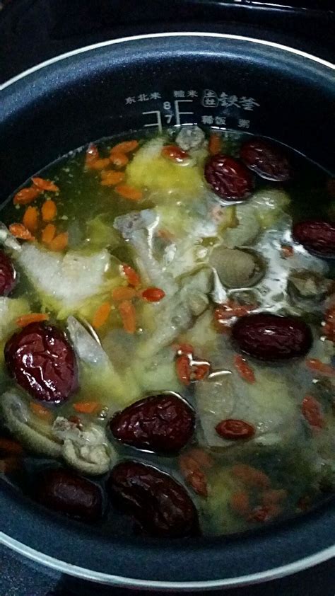 石斛红枣枸杞鸡汤功效,红枣枸杞鸡汤怎么煮