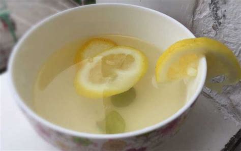 月经期可以喝柠檬蜂蜜水吗，月经期可以喝柠檬蜂蜜水吗?